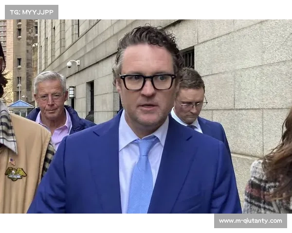 贾斯汀・盖奇教练特雷弗・维特曼怒批平布雷特赛前不当言论